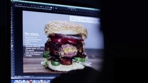 Wie ein PornBurger gemacht wird | Awesome | Was is hier eigentlich los? Wie ein PornBurger gemacht wird | Awesome | Was is hier eigentlich los?