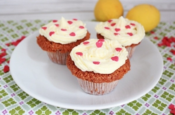 Line-backt_Mandel-Zitronen-Cupcakes - 03