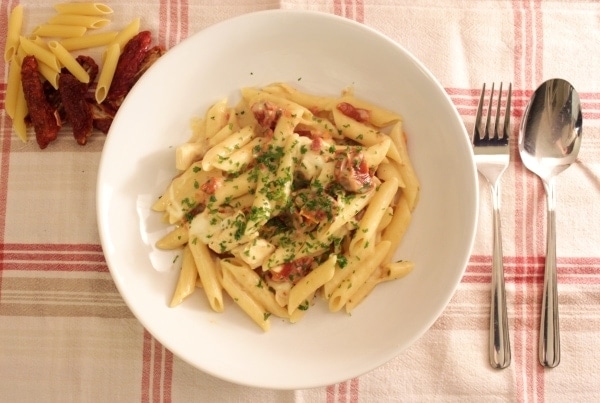 Line-kocht_One-Pot-Pasta-mit-getrockneten-Tomaten - 01