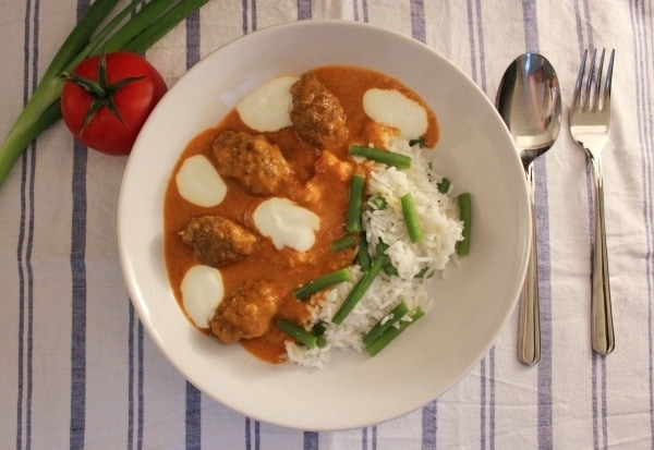 Line-kocht_Hackroellchen-mit-Curry-und-Gemuesereis - 04