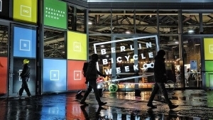 Line backt Cinnamon Pull-Apart Bread | Line backt | Was is hier eigentlich los?