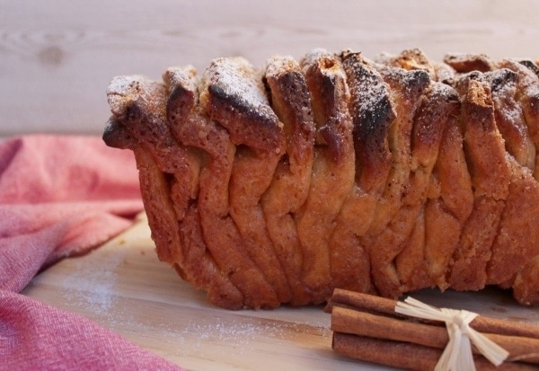 Line-backt_Cinnamon-Pull-Apart-Bread - 03