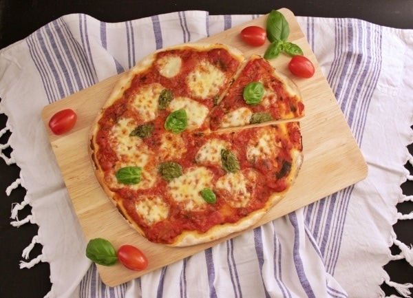 Line backt klassische Pizza Margherita | Line backt | Was is hier eigentlich los?