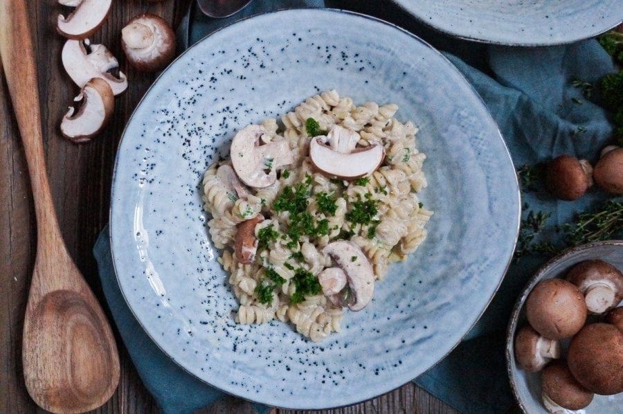Pasta in cremiger TrüffelPilzSoße mit Parmesan und Peterslie Was is hier eigentlich los Pasta in cremiger TrüffelPilzSoße mit Parmesan und Peterslie Was is hier eigentlich los