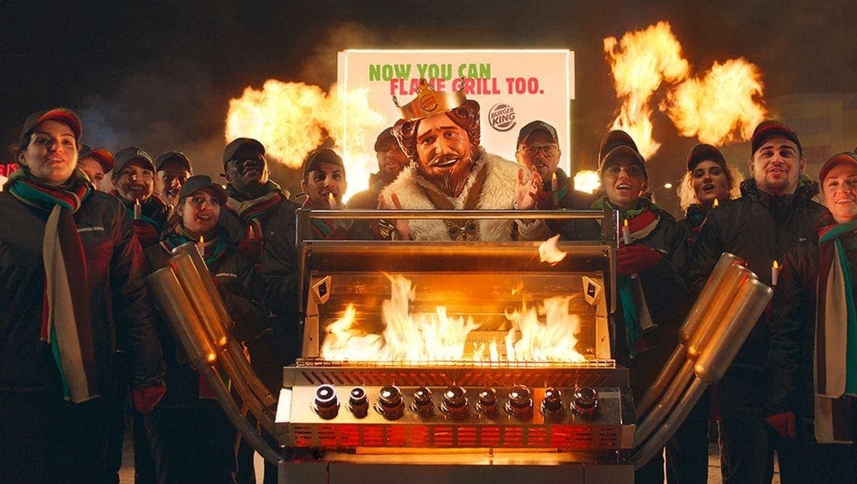 Besinnlichkeit zu Weihnachten BURGER KING® beschenkt den Mitbewerber