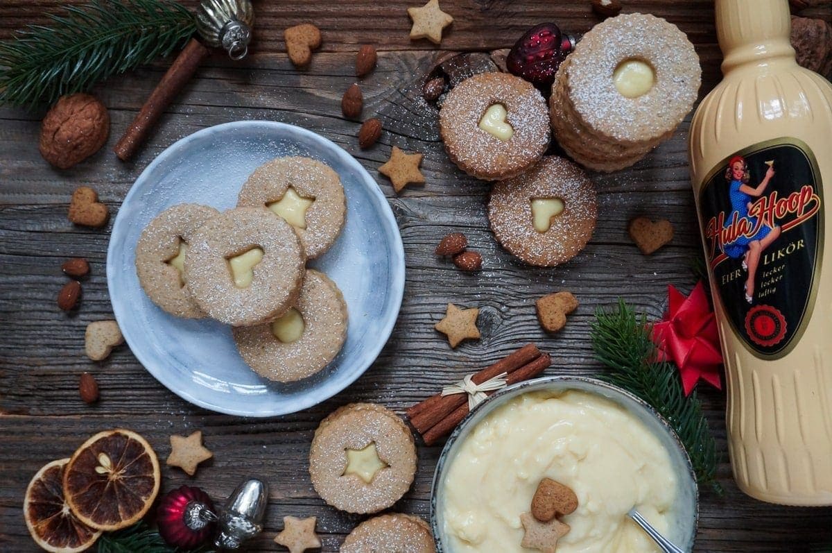 Weihnachtliche Spekulatius-Kekse mit Eierlikör-Creme-Füllung | Was is ...