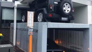 Wenn das Karma endlich auch bei Falschparkern zuschl&auml;gt | Lustiges | Was is hier eigentlich los?