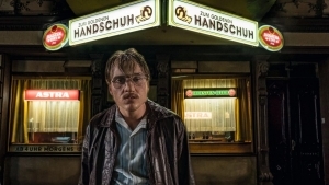 Trailer: Der Goldene Handschuh | Kino/TV | Was is hier eigentlich los?