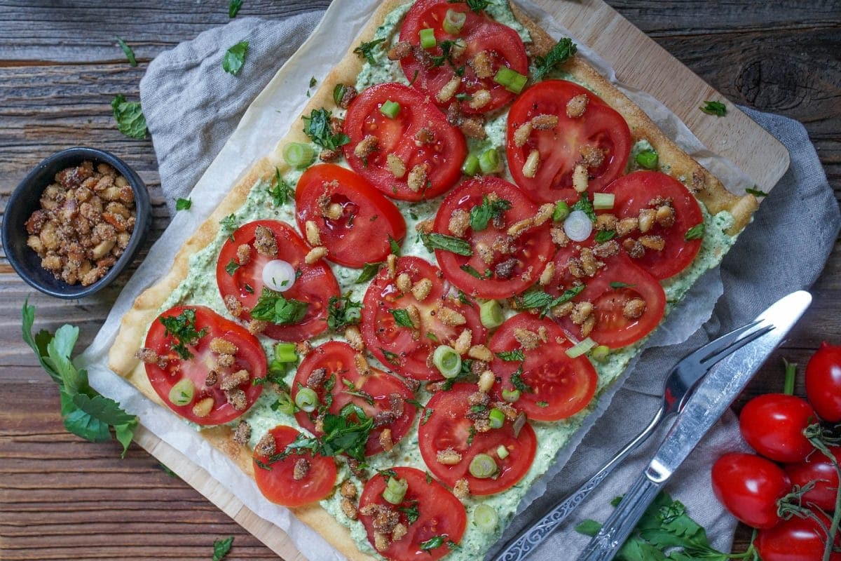 Flammkuchen Mit Tomaten