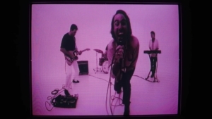 Carav&atilde;na Sun - Moments | Musik | Was is hier eigentlich los?