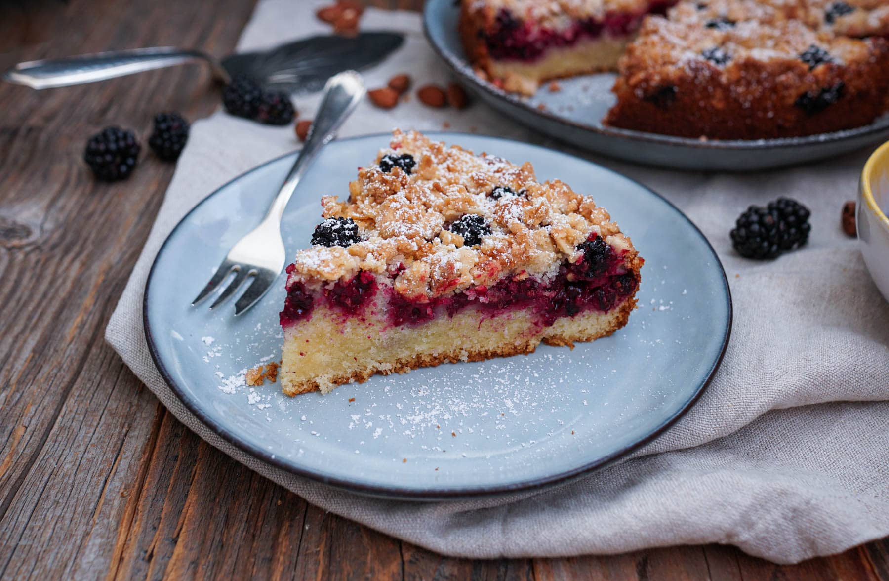 Wer Backt Kuchen Privat In Der Nähe Brombeer-Buttermilch-Kuchen mit Streuseln - Was is hier eigentlich los