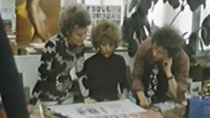 Wie in den 80ern der Quelle-Katalog gemacht wurde | Zeitgeschichte | Was is hier eigentlich los?