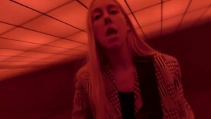 TORRES - Collect | Musik | Was is hier eigentlich los?