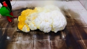 Wie man einen &uuml;bertrieben dreckigen Teppich reinigt | Awesome | Was is hier eigentlich los?