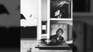 Oliver Hohlbrugger - Velveteen | Musik | Was is hier eigentlich los?