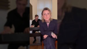 Jennifer Weist &ndash; Friedrich Merz ist der Beste | Musik | Was is hier eigentlich los?