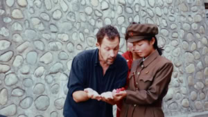 Jesper Gr&oslash;nkj&aelig;r zaubert in Nordkorea | Menschen | Was is hier eigentlich los?