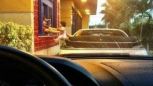 McDonald's nimmt jetzt auch alternative Zahlungsmittel ... | Lustiges | Was is hier eigentlich los?