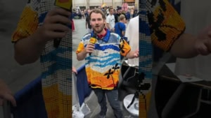 Ein Shirt komplett aus LEGO | Gadgets, Nerd-Kram | Was is hier eigentlich los?