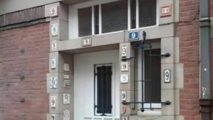 Wei&szlig; jemand, wo Hausnummer 9 ist? | Awesome | Was is hier eigentlich los?