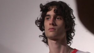 sombr - crushing | Musik | Was is hier eigentlich los?