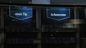 Trailer: False Alarm | Games | Was is hier eigentlich los?