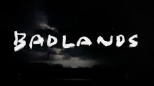 Julia Meladin - Rosarote Mauer | Musik | Was is hier eigentlich los?